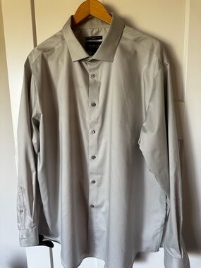 Kenneth Cole Men's Dress Shirt in Light Beige